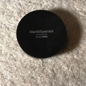 Bare Minerals Bare pro powder foundation